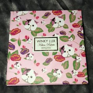 Eyeshadow palette